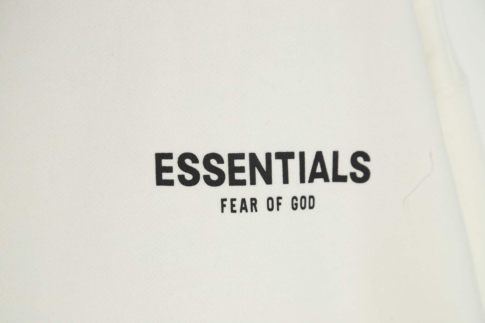 בגדי Fear Of God Essentials Hoodie – תמונה 3