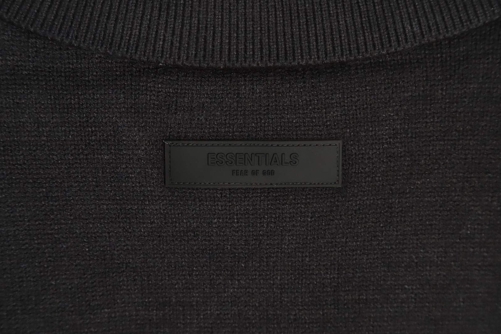 בגדי Fear Of God Essentials Hoodie – תמונה 5