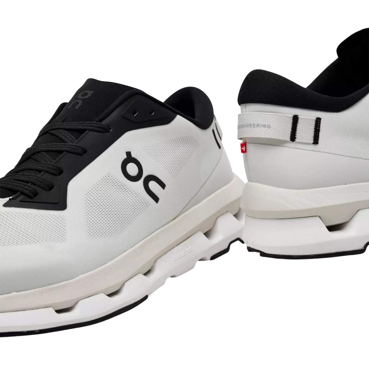 נעלי און קלאוד | On Cloudzone Casual Shoes Ice/Black – תמונה 3