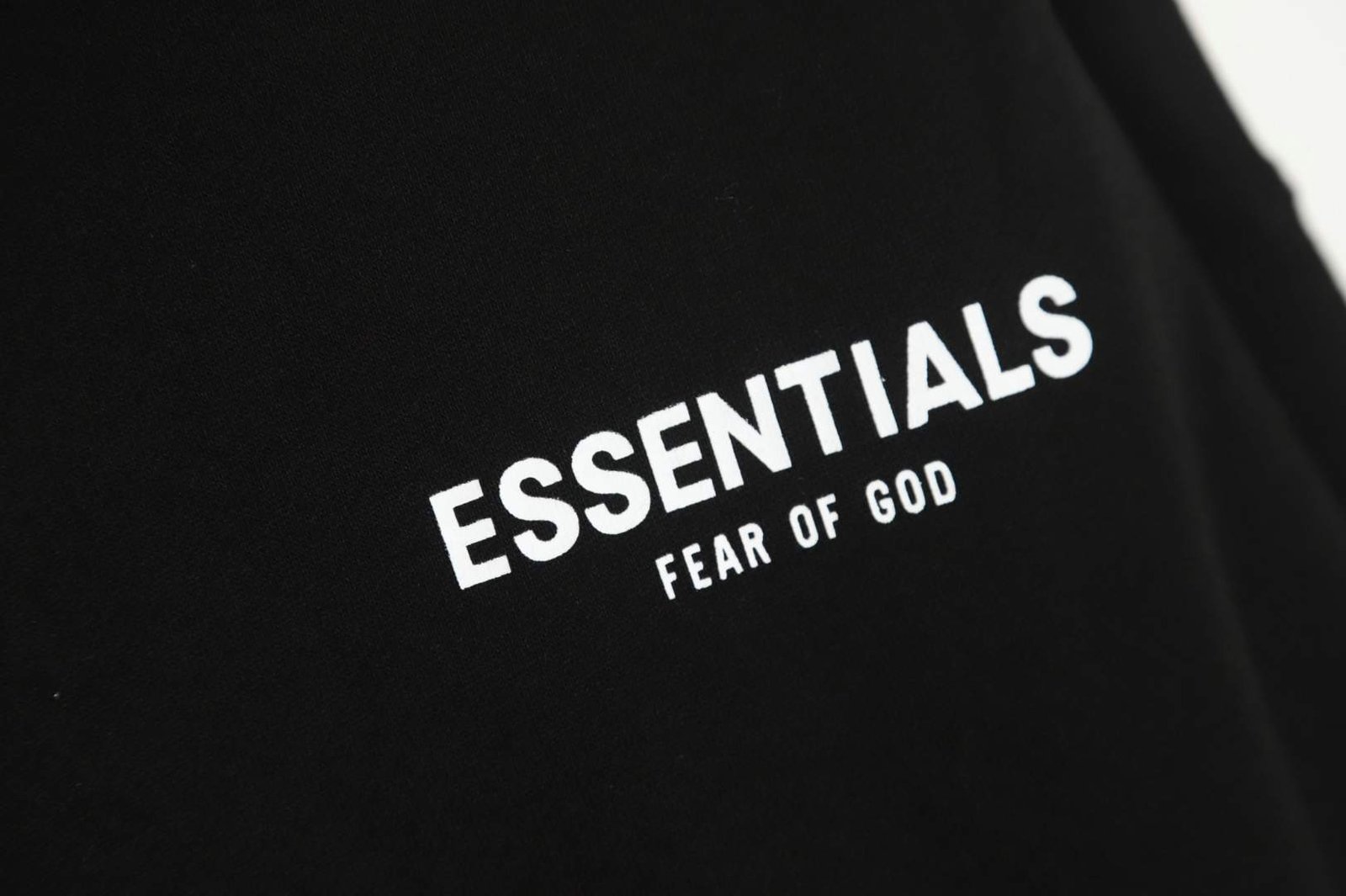 בגדי Fear Of God Essentials Hoodie – תמונה 4