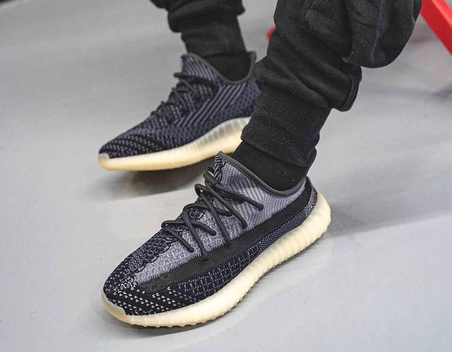נעלי אדידס ייזי | Adidas Yeezy boost 350 V2 carbon – תמונה 4