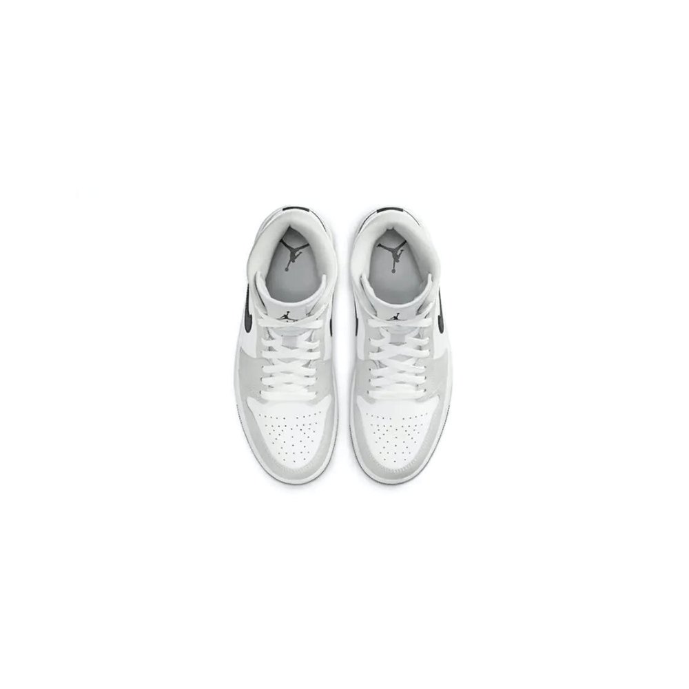 נעלי נייק אייר ג’ורדן | Nike Air Jordan 1 Mid Light Smoke 2021 – תמונה 3