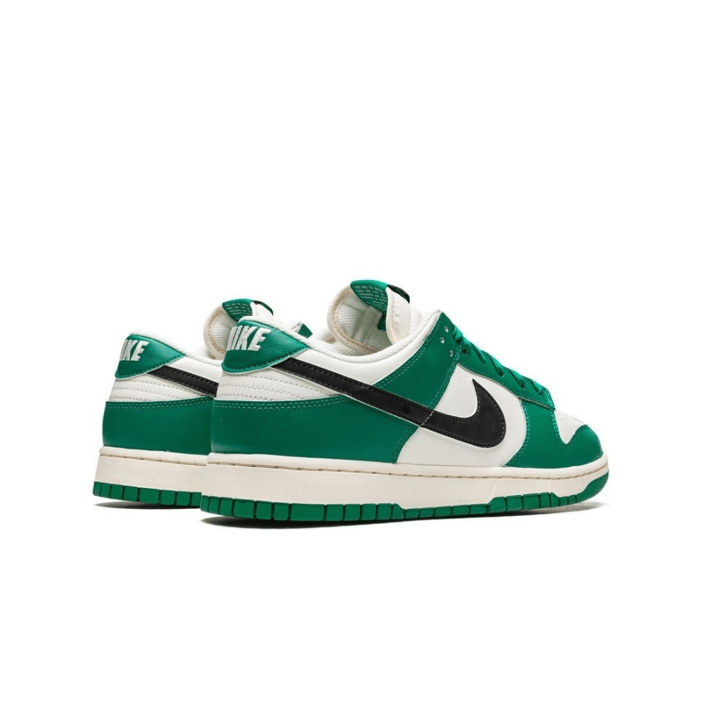 נעלי נייק דאנק | Nike Dunk Low SE Lottery Pack Malachite Green – תמונה 2