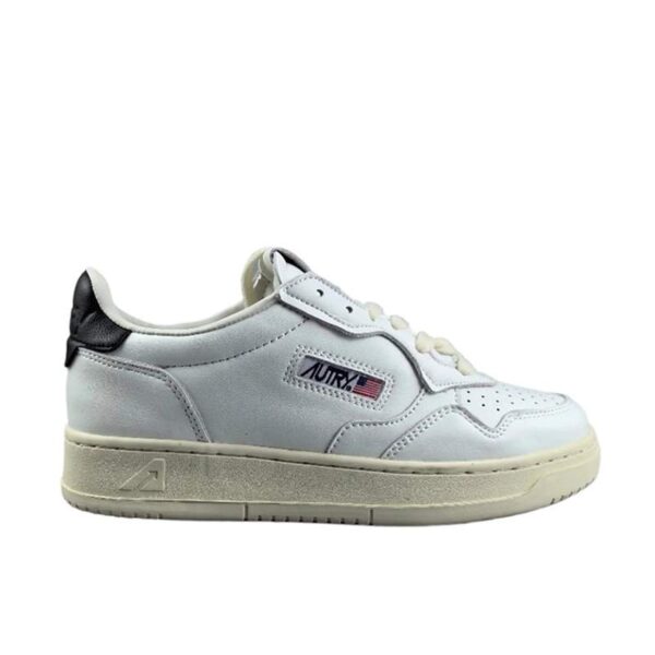 נעלי אוטרי | Autry Medalist Low Leather White Black