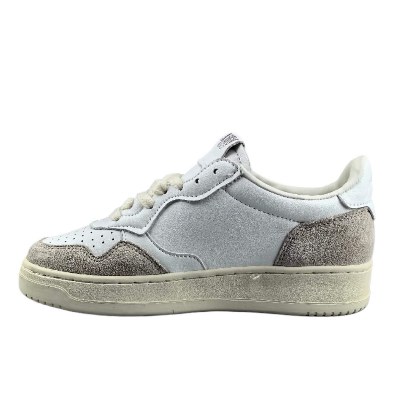 נעלי אוטרי | Autry Medalist Low White Suede – תמונה 2