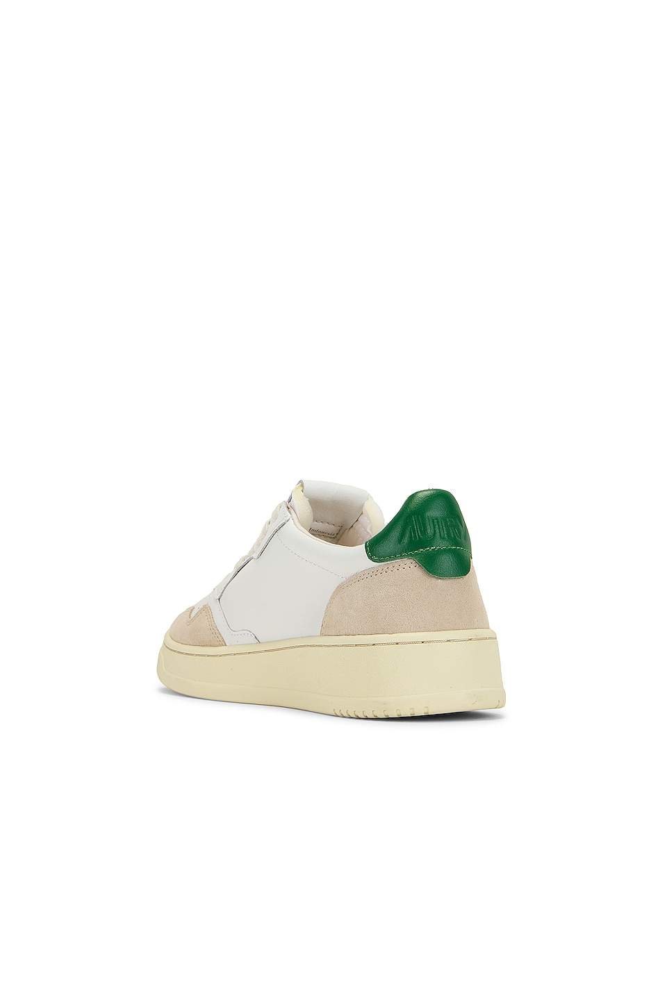 נעלי Autry Medalist Low Sneaker White Amazon – תמונה 4
