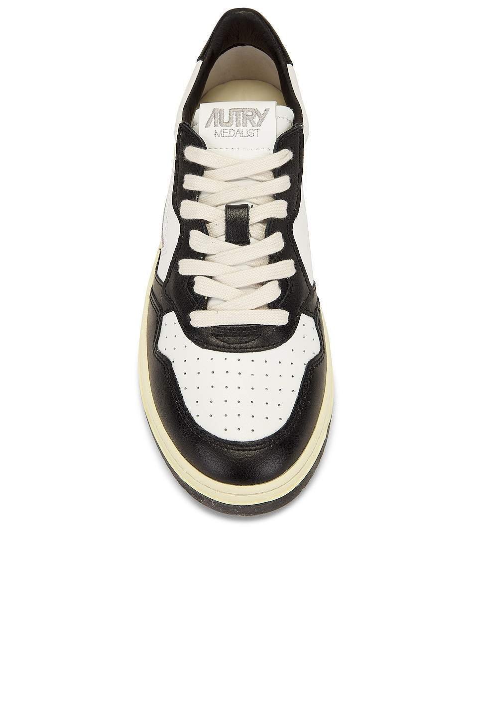 נעלי Autry Medalist Low Sneaker Black – תמונה 5