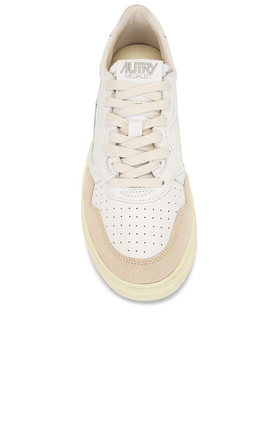נעלי Autry Medalist Low Leather Suede Sneaker – תמונה 6