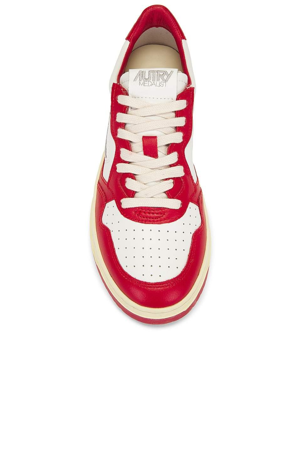 נעלי Autry Medalist Low Sneakers White Red – תמונה 6