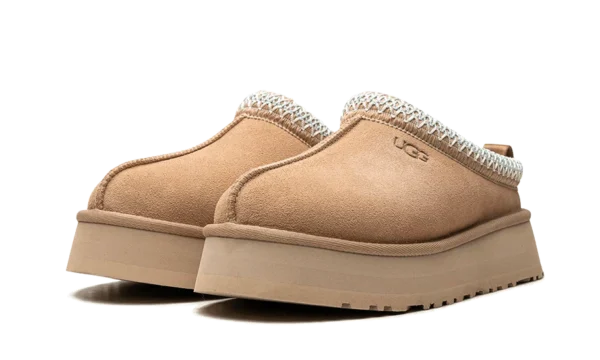 UGGTazzSlipperSand SneakCenter2 600x360