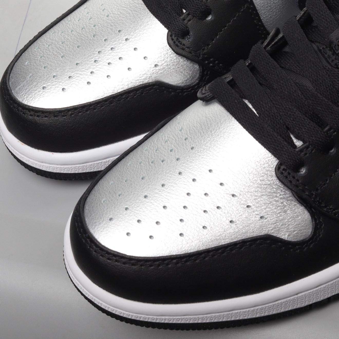 נעלי נייק אייר ג’ורדן | Air Jordan 1 Low SE ‘Silver Toe – תמונה 3