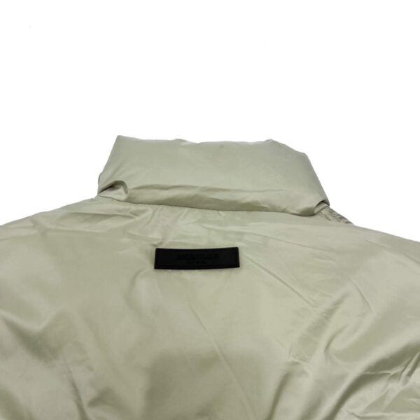 A081c023 600x600