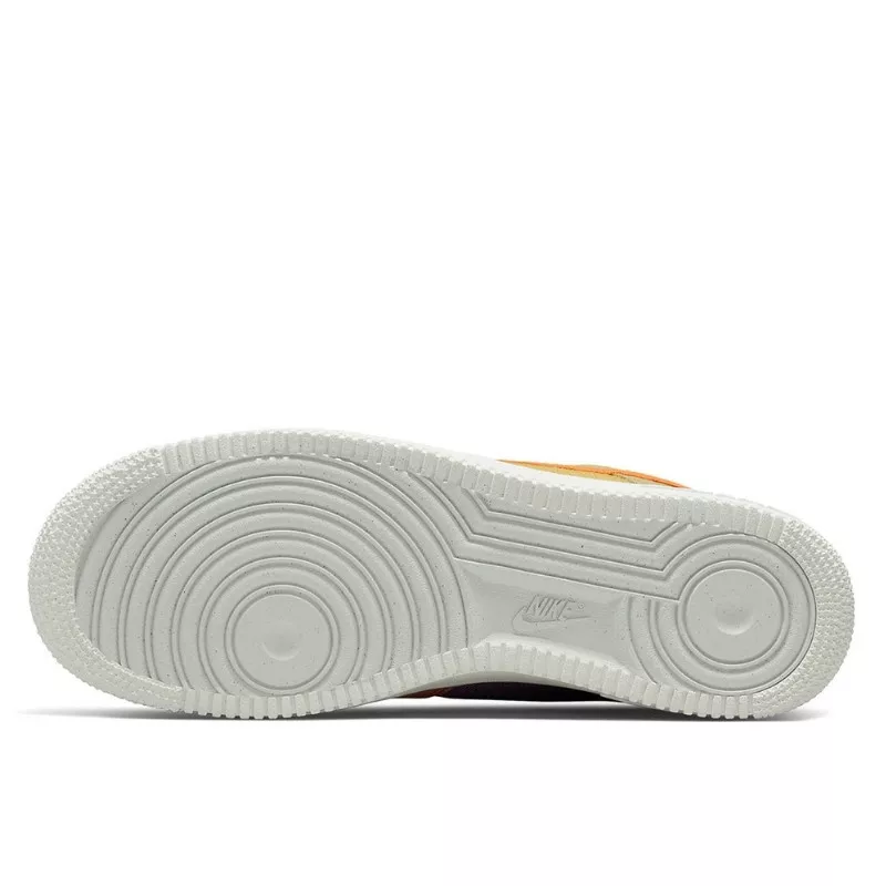 נעלי נייק | Nike Air Force 1 Low 07 Next Nature Sanded Gold – תמונה 3