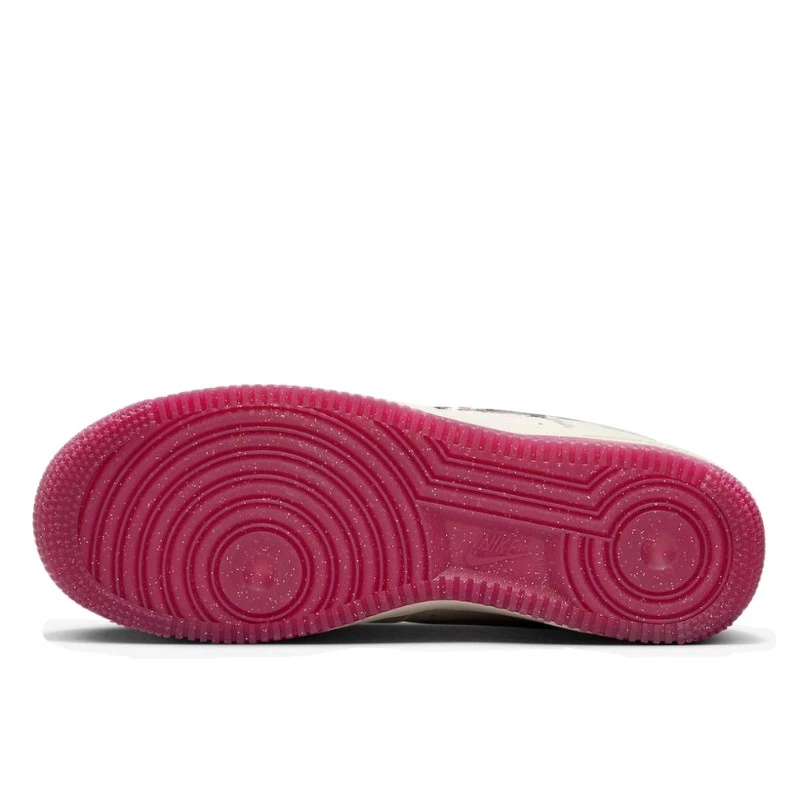 נעלי נייק | Nike Air Force 1 Low ’07 SE PRM Valentine’s Day (2024) – תמונה 3