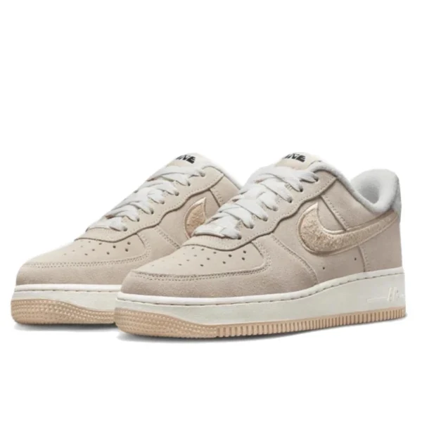 Air force 1 low 07 se sanddrift gum fleece 1 600x600