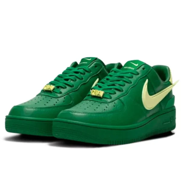 Air force 1 low ambush pine green 1 600x600