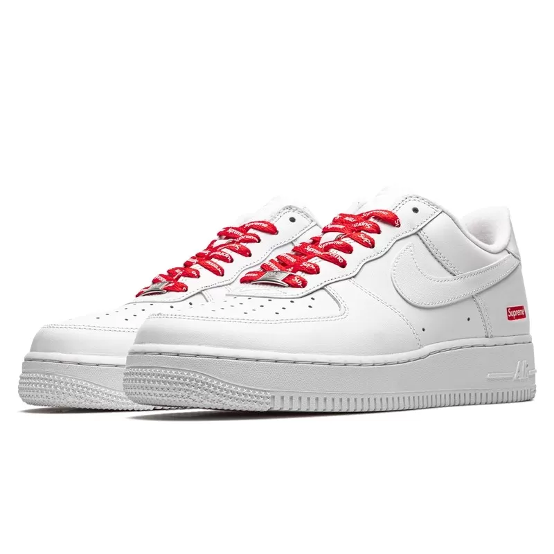 נעלי נייק | Nike Air Force 1 Low White Supreme – תמונה 2
