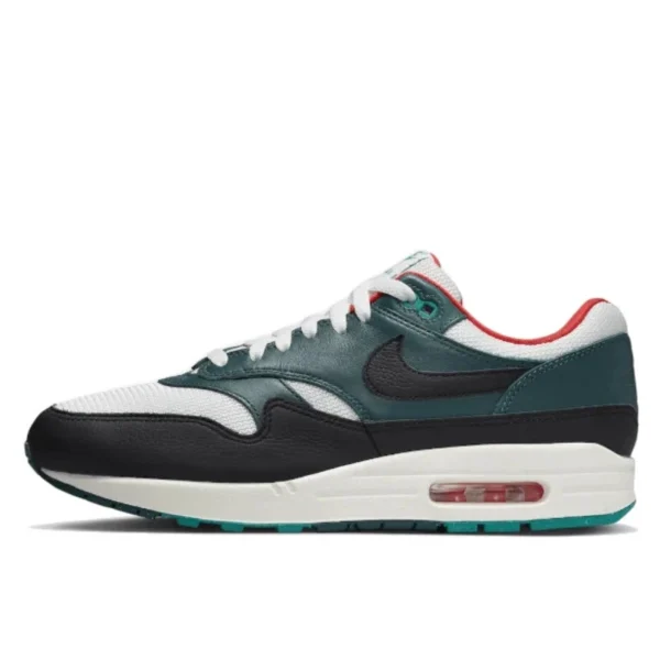 נעלי נייק | Nike Air Max 1 Liverpool Lebron James