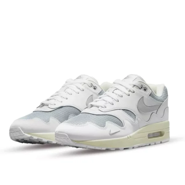 Air max 1 patta white grey 600x600