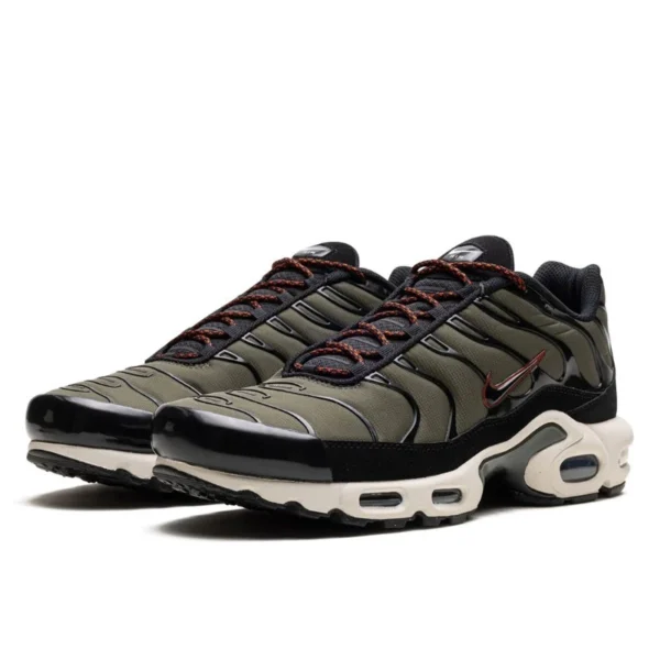 Air max plus cargo khaki phantom 2 600x600