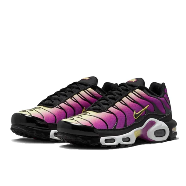 Air max plus fuchsia pale yellow 1 600x600