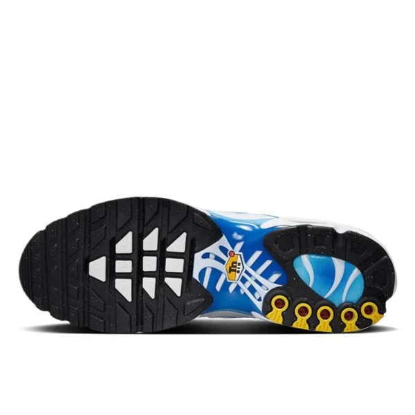 Air max plus sky blue 600x600
