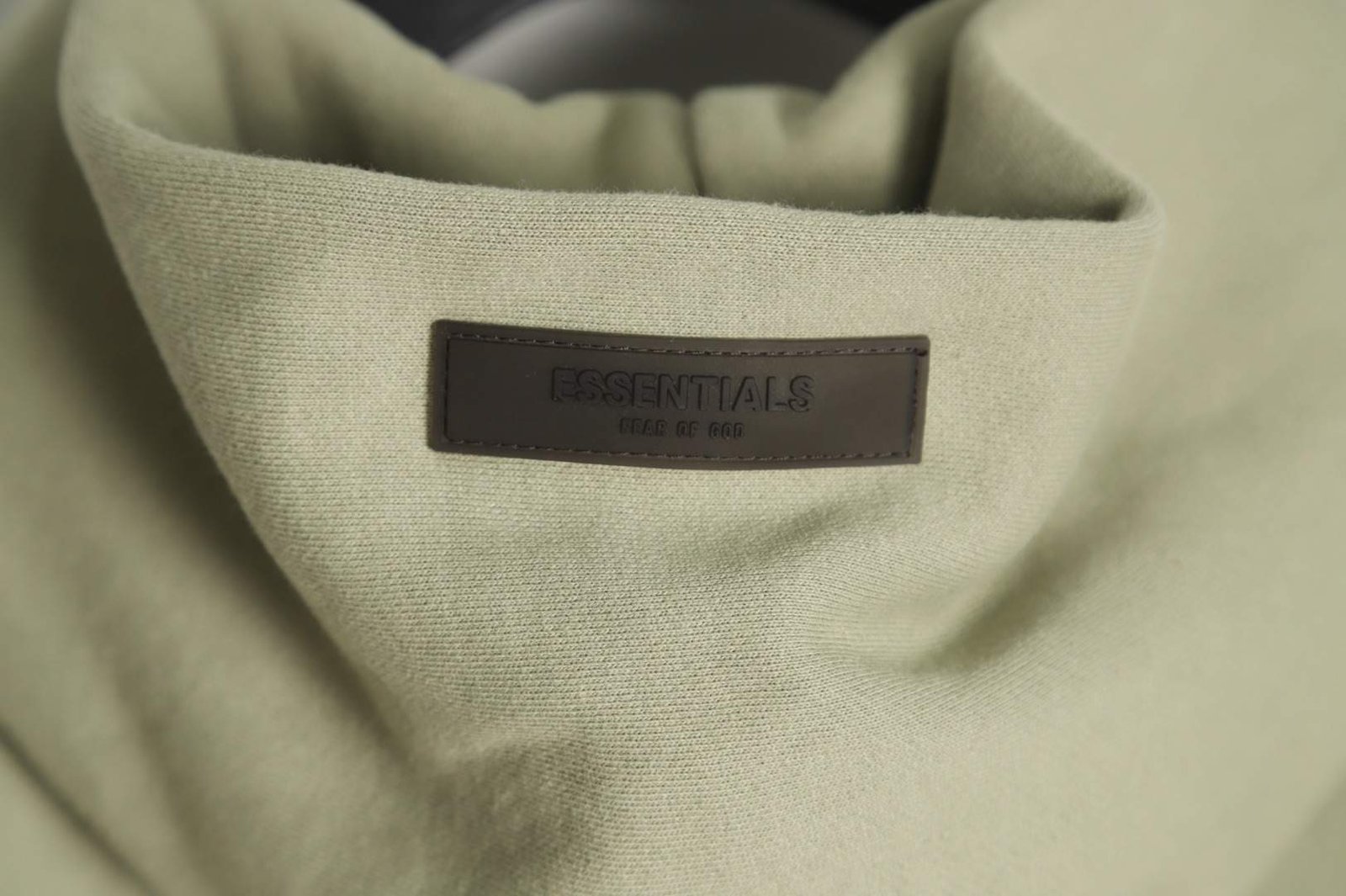 בגדי Fear Of God Essentials Hoodie – תמונה 3