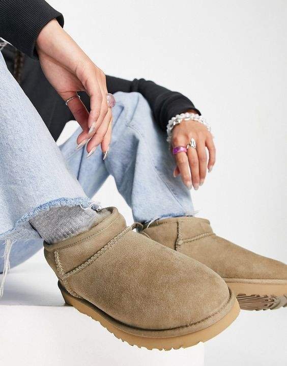 נעלי האג | מגפי האג Ugg Classic Ultra Mini Brown Driftwood – תמונה 3