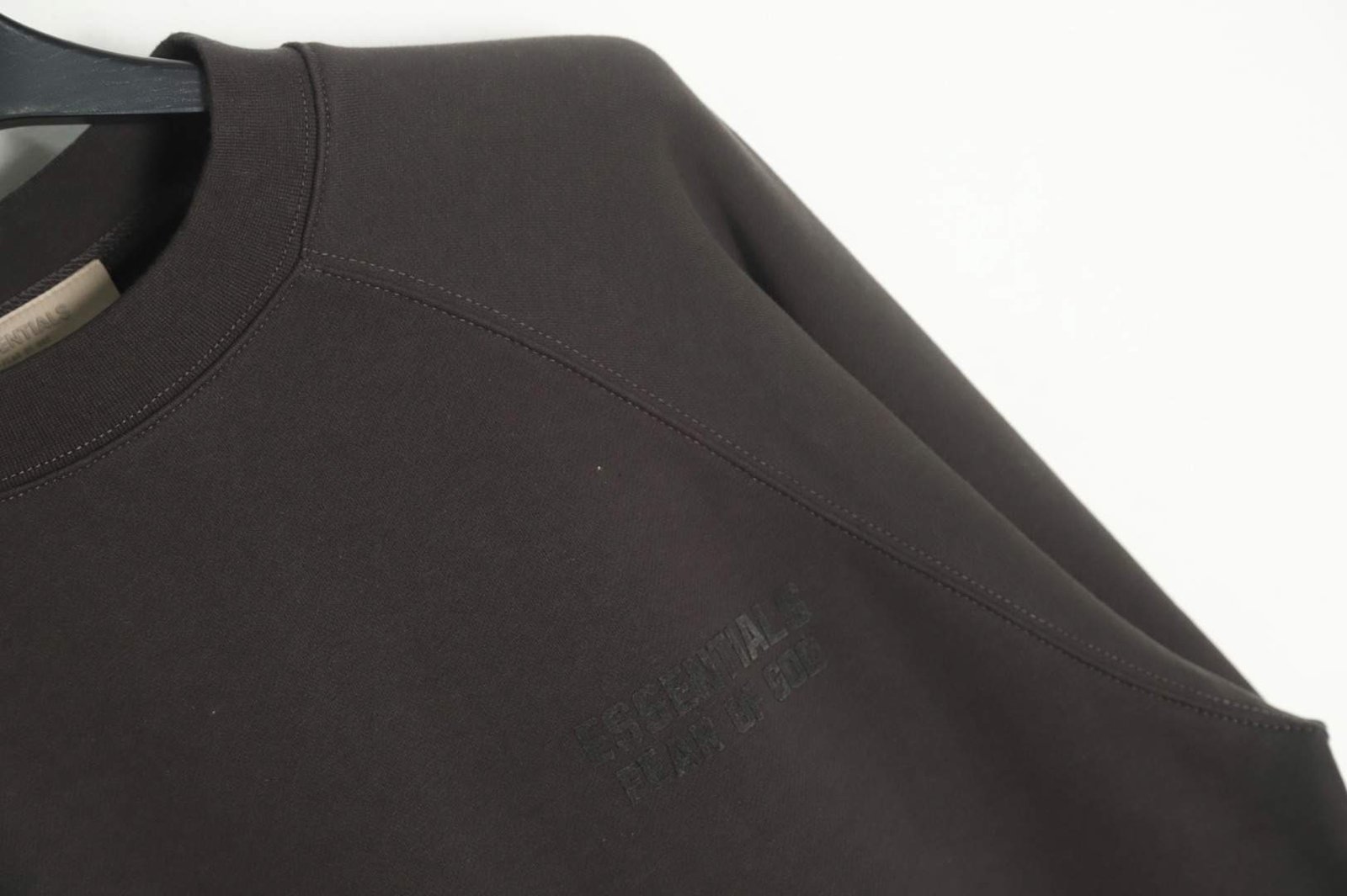 בגדי Fear Of God Essentials Hoodie – תמונה 4