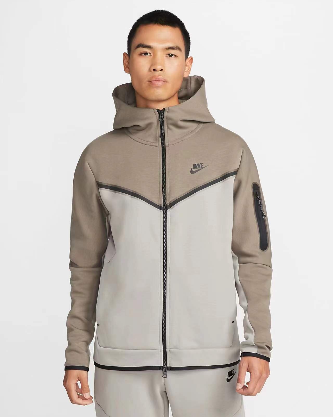בגדי Nike Sportswear Tech Fleece – סווטשירט