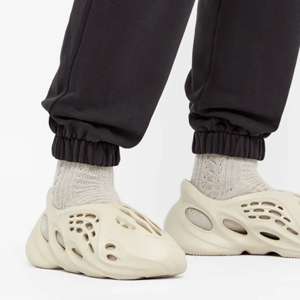 נעלי אדידס ייזי | Yeezy Foam RNNR Sand – תמונה 4