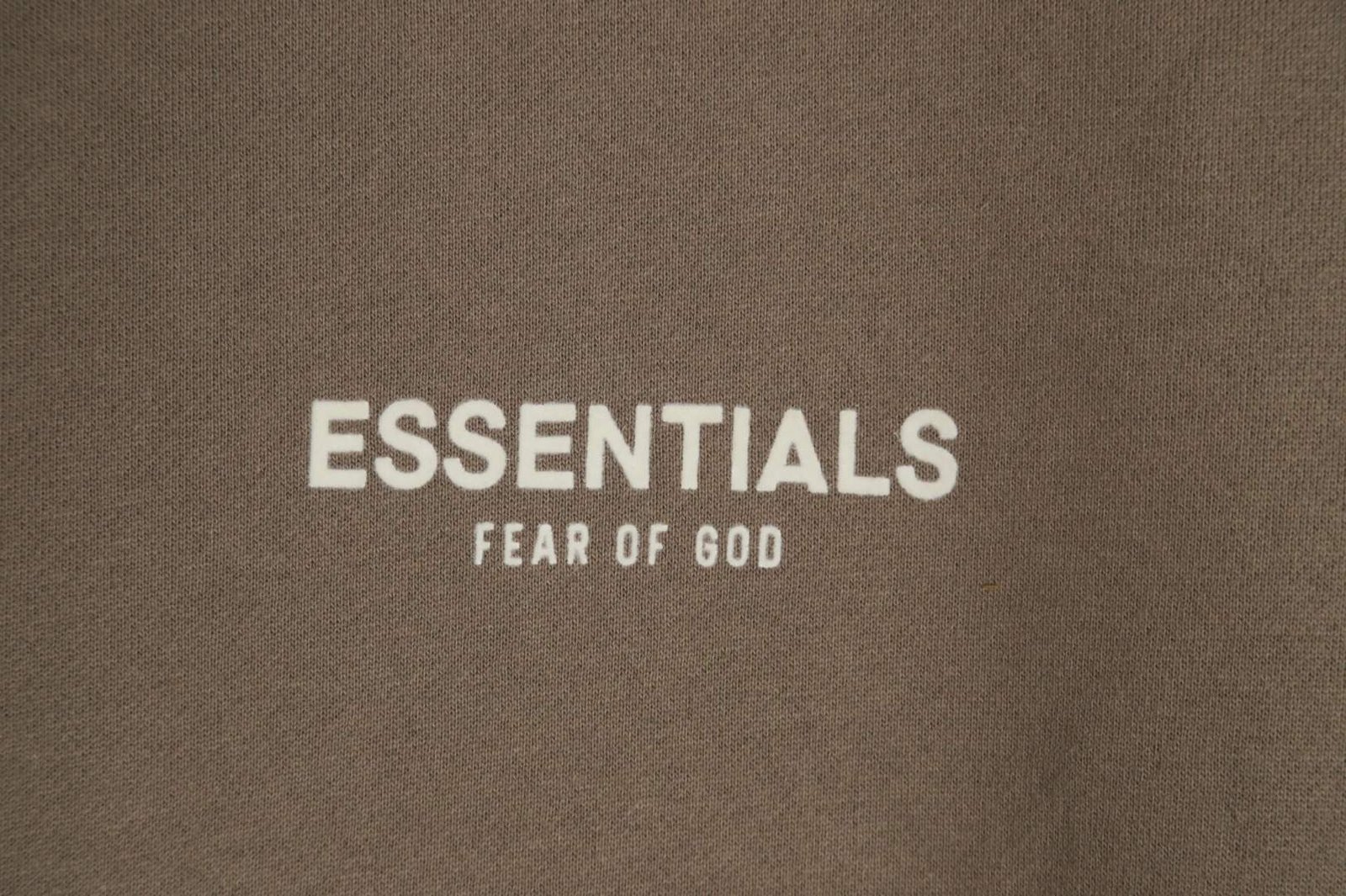 בגדי Fear Of God Essentials Hoodie – תמונה 4