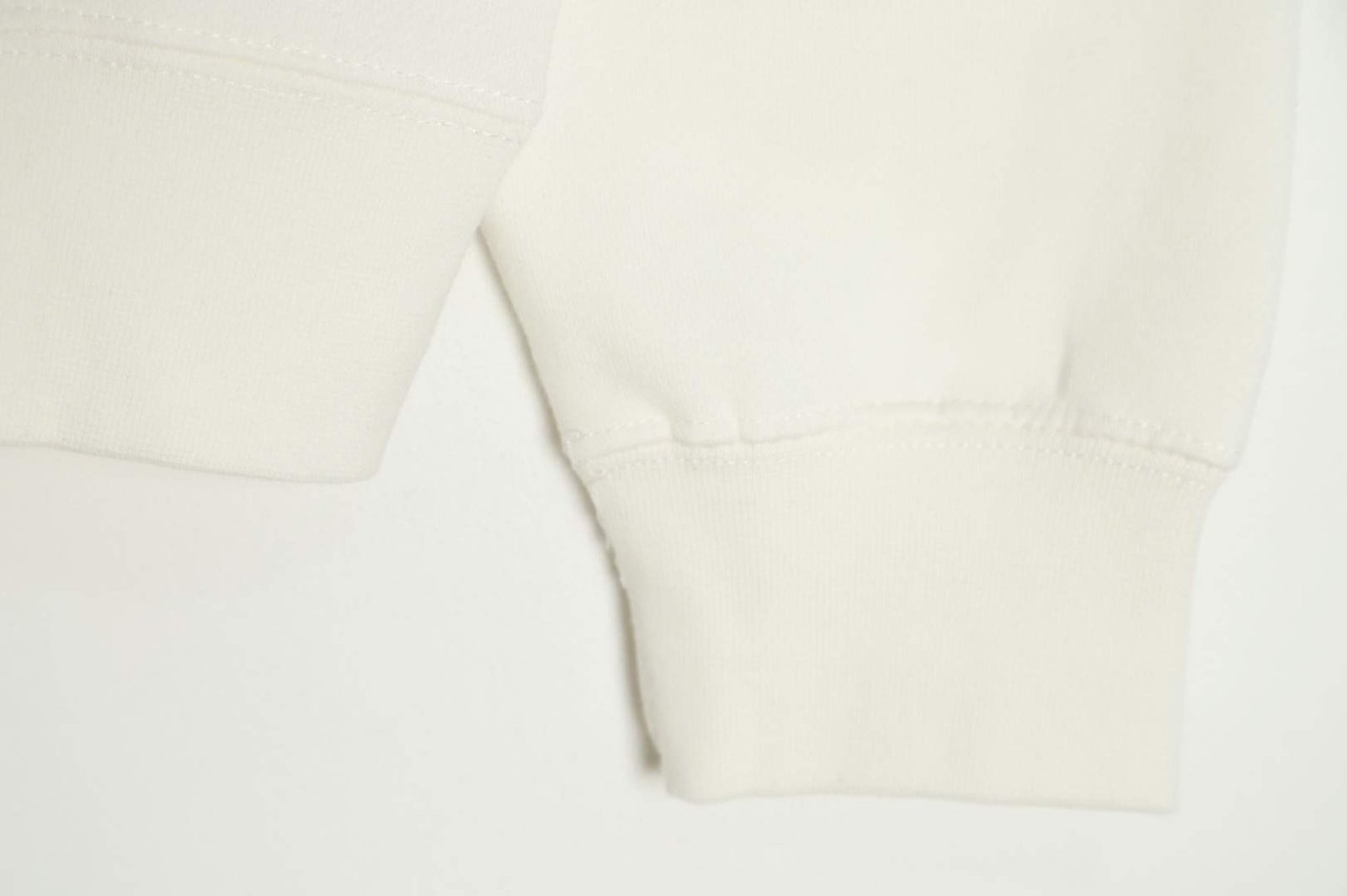 בגדי Fear Of God Essentials Hoodie – תמונה 4