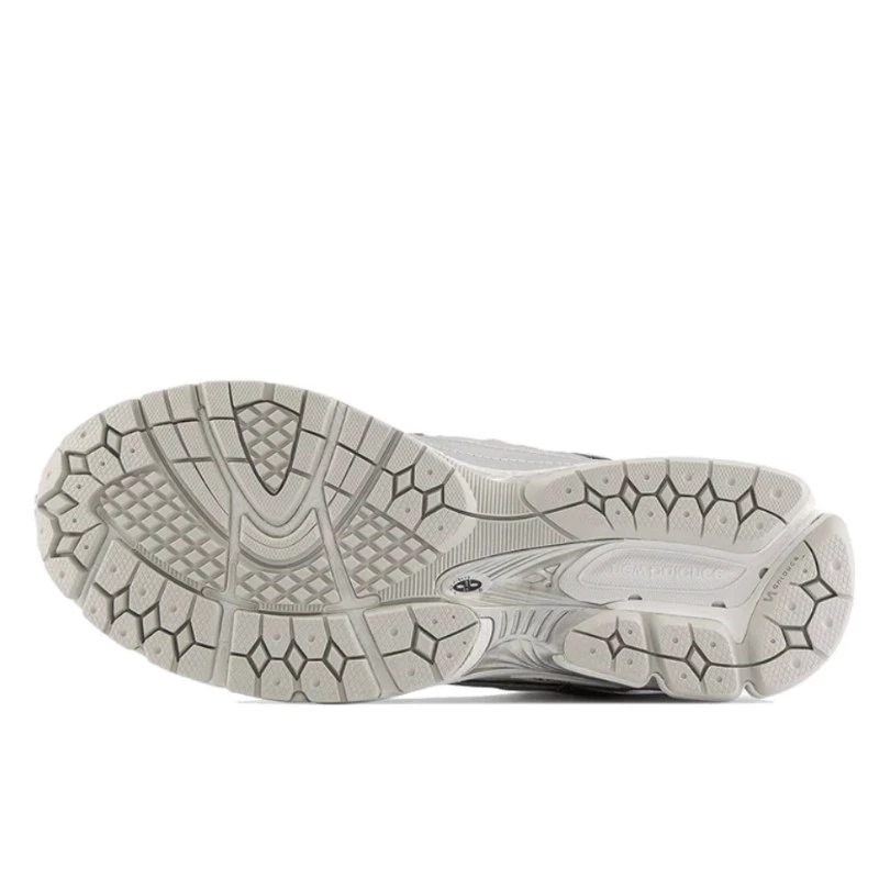 נעלי ניו באלאנס | New Balance 1906D Protection Pack Silver Metallic – תמונה 4