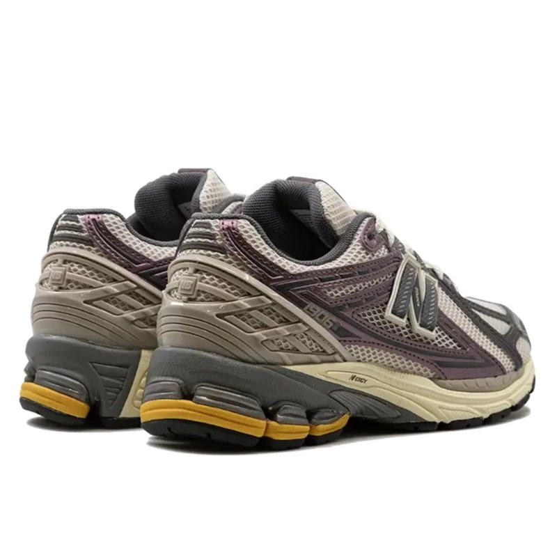 נעלי ניו באלאנס | New Balance 1906R Licorice – תמונה 3