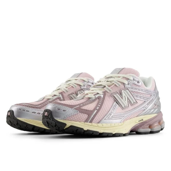 New balance 1906r rose sugar silver 1 600x600