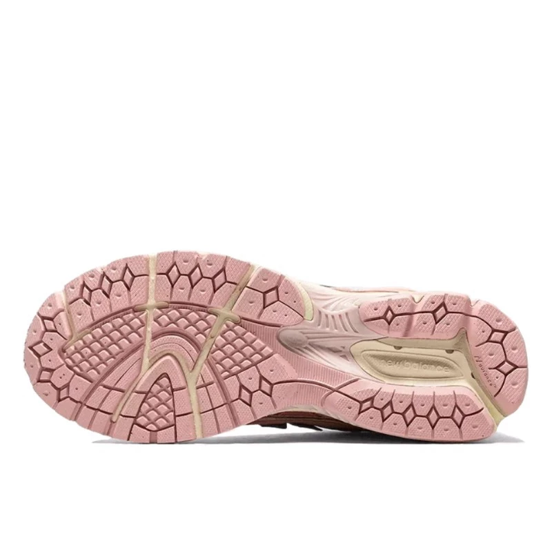 נעלי ניו באלאנס | New Balance 1906R Lunar New Year Pink – תמונה 3