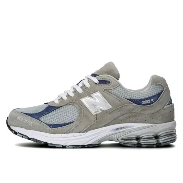 נעלי ניו באלאנס | New Balance 2002R Gore Tex Light Grey