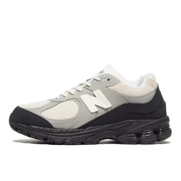 נעלי ניו באלאנס | New Balance 2002R The Basement Grey Sail Black