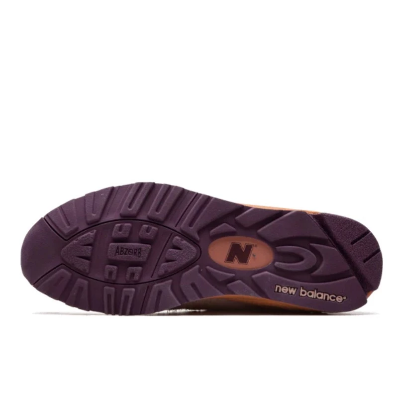 נעלי ניו באלאנס | New Balance 990 V2 Salehe Bembury Sand Be The Time – תמונה 4