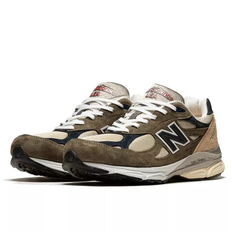נעלי ניו באלאנס | New Balance 990 v3 Made In USA Green Cream – תמונה 2