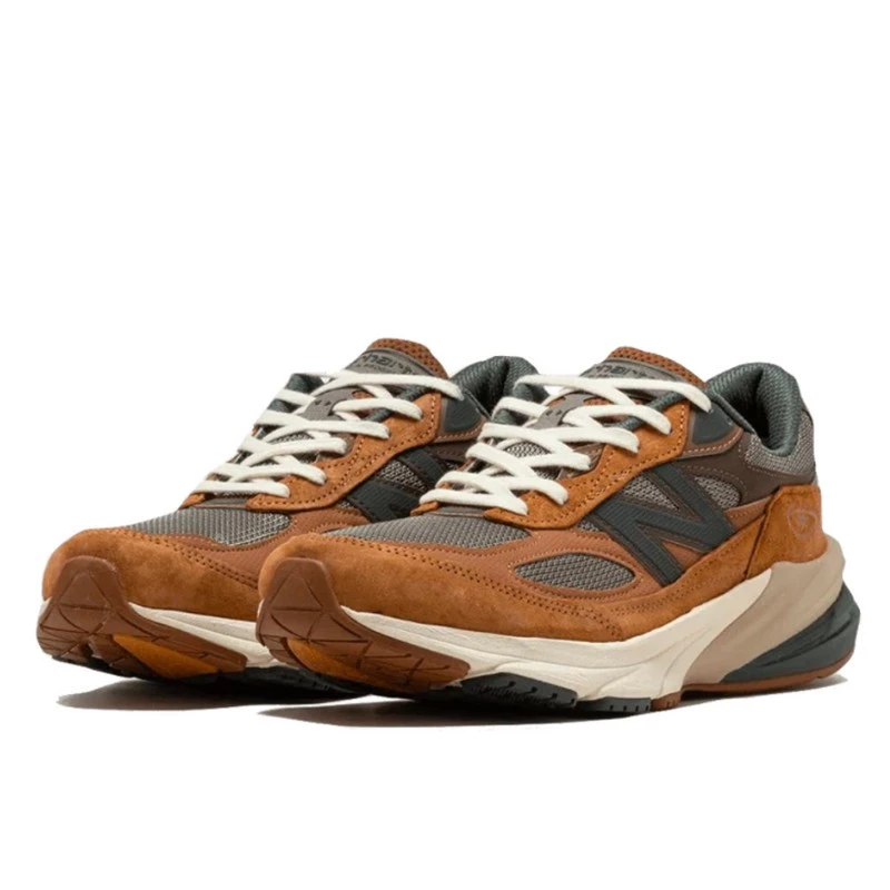 נעלי ניו באלאנס | New Balance 990 V6 Carhartt WIP Sculpture Center – תמונה 2