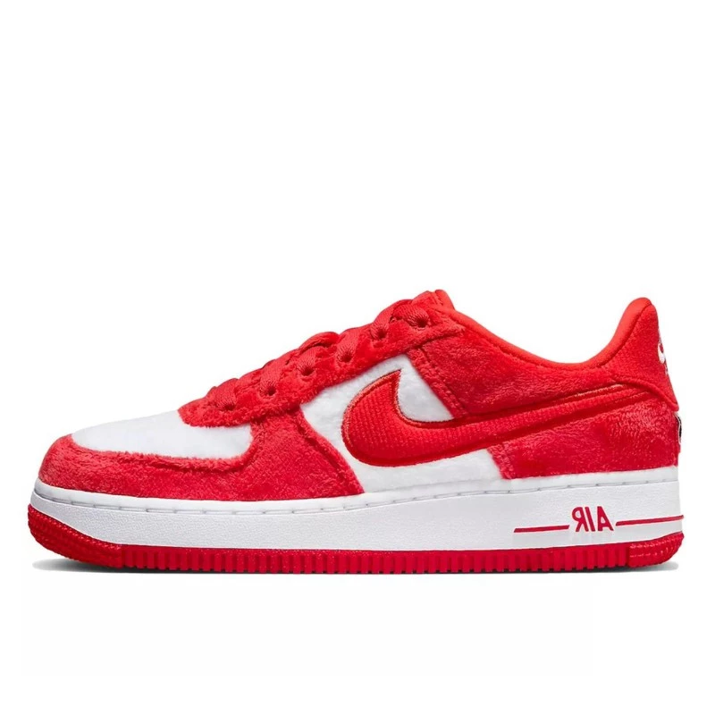נעלי נייק | Nike Air Force 1 Low Valentine’s Day Fleece