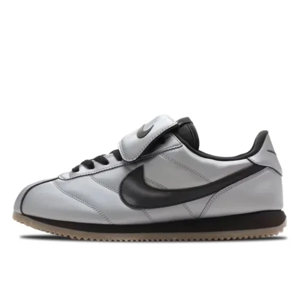 נעלי נייק | Nike Cortez SE Tiempo Pack Metallic Cool Grey