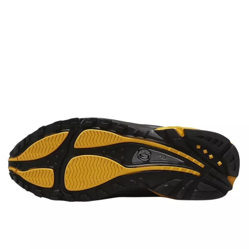 נעלי נייק | Nike Hot Step Air Terra Drake NOCTA Black University Gold – תמונה 3