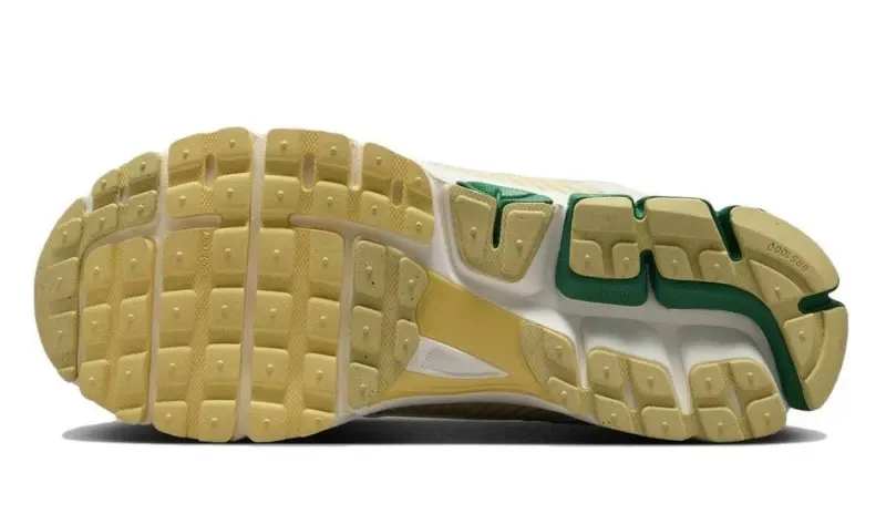 נעלי נייק | Nike Zoom Vomero 5 Alabaster Malachite – תמונה 3