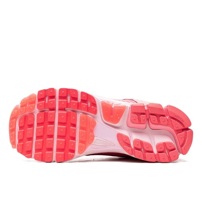 נעלי נייק | Nike Zoom Vomero 5 Coral Chalk Hot Punch – תמונה 4