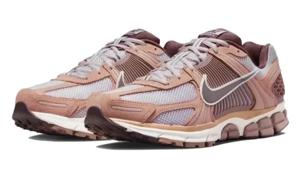 Nike zoom vomero 5 dusted clay 1 600x348