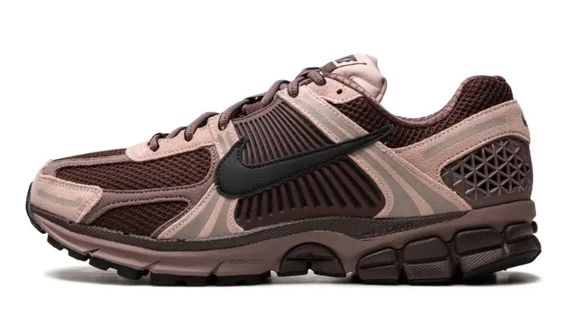נעלי נייק | Nike Zoom Vomero 5 Plum Eclipse
