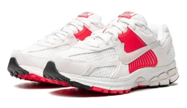 Nike zoom vomero 5 siren red 2 600x348